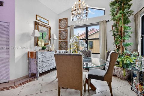 Купить кондоминиум в Майами-Лейкс, Флорида 2 спальни, 104.98м2, № 2007111 - фото 19