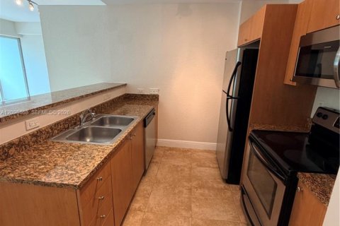 Copropriété à louer à Miami, Floride: 89.19 m2 № 2390409 - photo 10
