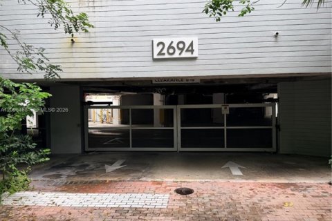 Copropriété à louer à Miami, Floride: 89.19 m2 № 2390409 - photo 2