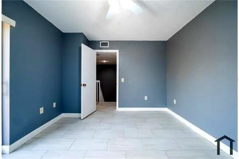 Touwnhouse à louer à Orlando, Floride: 2 chambres, 119.38 m2 № 2383977 - photo 9