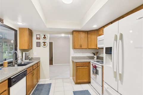 Villa ou maison à vendre à Homosassa, Floride: 3 chambres, 208.1 m2 № 2408363 - photo 13
