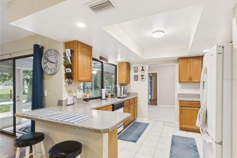 Villa ou maison à vendre à Homosassa, Floride: 3 chambres, 208.1 m2 № 2408363 - photo 11
