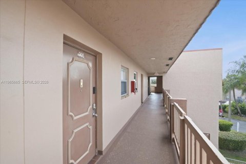 Condominio en venta en Sunrise, Florida, 1 dormitorio, 59.46 m2 № 2027300 - foto 24