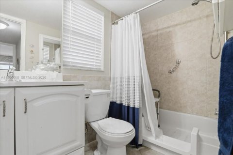 Condominio en venta en Sunrise, Florida, 1 dormitorio, 59.46 m2 № 2027300 - foto 20