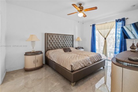 Купить виллу или дом в Кейп-Корал, Флорида 3 спальни, № 2026938 - фото 22