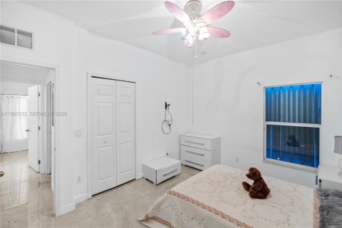 Купить виллу или дом в Кейп-Корал, Флорида 3 спальни, № 2026938 - фото 16