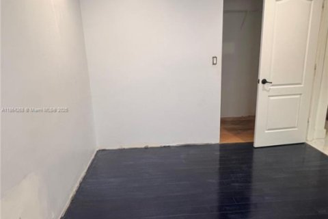 Villa ou maison à vendre à Hollywood, Floride: 3 chambres, 151.9 m2 № 1958350 - photo 23