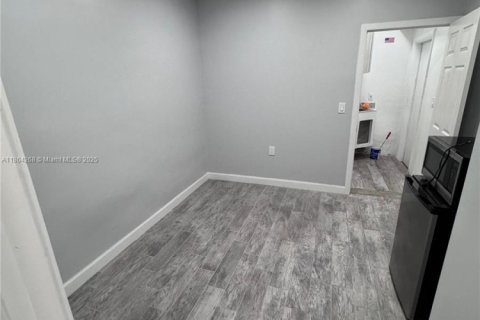 Villa ou maison à vendre à Hollywood, Floride: 3 chambres, 151.9 m2 № 1958350 - photo 20