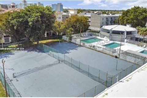 Villa ou maison à louer à Cutler Bay, Floride: 2 chambres, 40372.35 m2 № 1963676 - photo 14