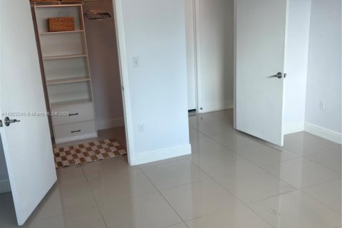 Снять в аренду кондоминиум в Майами, Флорида 1 спальня, 74.88м2, № 1976324 - фото 19