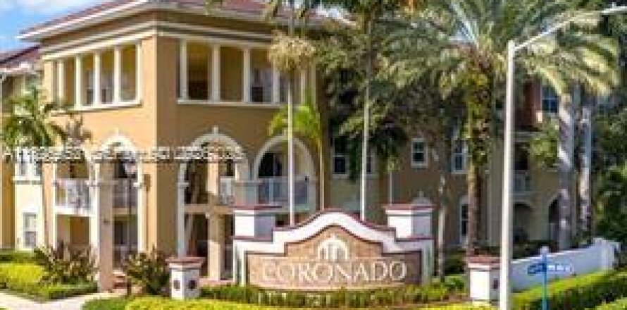 Condominio en Doral, Florida, 3 dormitorios  № 1997392