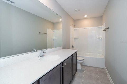 Casa en alquiler en Mascotte, Florida, 5 dormitorios, 180.6 m2 № 1843391 - foto 13