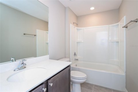 Casa en alquiler en Mascotte, Florida, 5 dormitorios, 180.6 m2 № 1843391 - foto 14