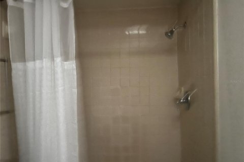Duplex à vendre à Kissimmee, Floride: 3 chambres, 92.34 m2 № 2381144 - photo 14