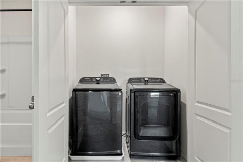 Touwnhouse à louer à Davenport, Floride: 3 chambres, 138.24 m2 № 2151460 - photo 25