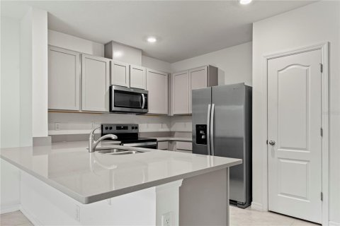 Touwnhouse à louer à Davenport, Floride: 3 chambres, 138.24 m2 № 2151460 - photo 5