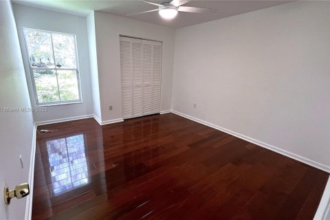 House in Palmetto Bay, Florida 4 bedrooms, 231.33 sq.m. № 1874733 - photo 22