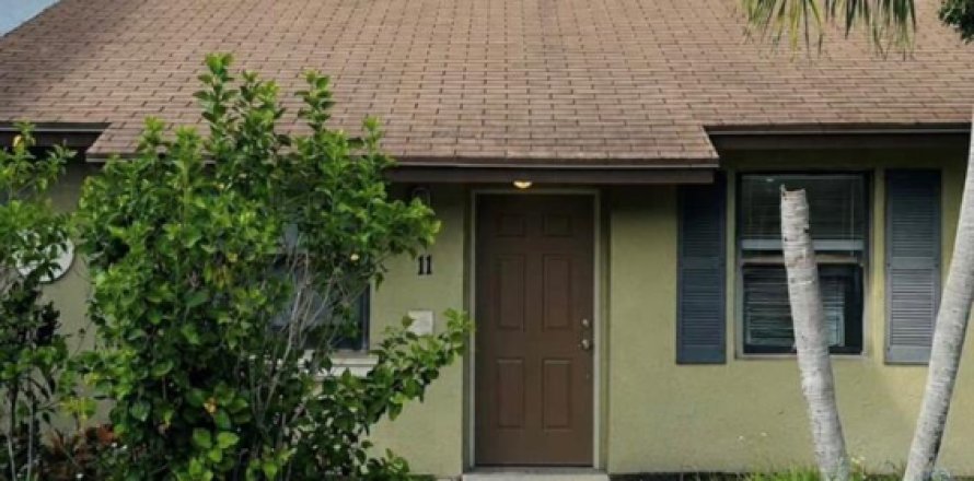 Condo in Lake Worth, Florida, 2 bedrooms  № 2081473