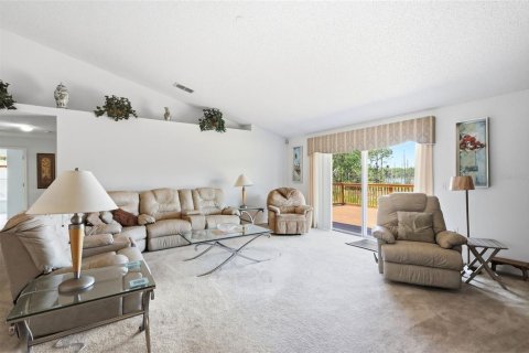 Casa en venta en Deltona, Florida, 4 dormitorios, 236.16 m2 № 2215809 - foto 28