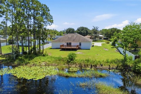 Casa en venta en Deltona, Florida, 4 dormitorios, 236.16 m2 № 2215809 - foto 19