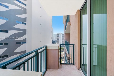 Купить кондоминиум в Санни-Айлс-Бич, Флорида 2 спальни, 111.48м2, № 2024432 - фото 24