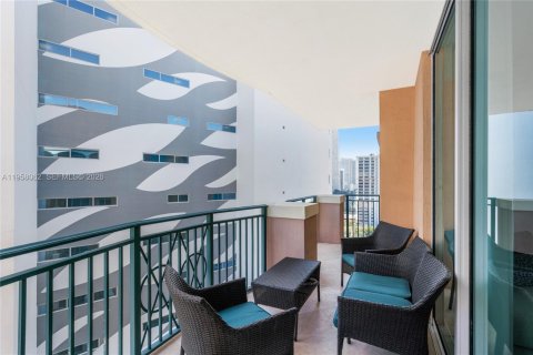 Купить кондоминиум в Санни-Айлс-Бич, Флорида 2 спальни, 111.48м2, № 2024432 - фото 19