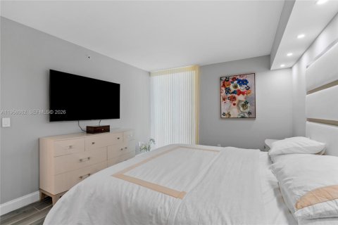 Купить кондоминиум в Санни-Айлс-Бич, Флорида 2 спальни, 111.48м2, № 2024432 - фото 29