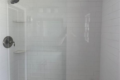 Villa ou maison à louer à Tampa, Floride: 3 chambres, 125.79 m2 № 1906098 - photo 10