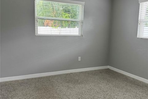 Villa ou maison à louer à Tampa, Floride: 3 chambres, 125.79 m2 № 1906098 - photo 6