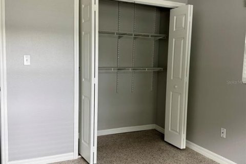 Villa ou maison à louer à Tampa, Floride: 3 chambres, 125.79 m2 № 1906098 - photo 11