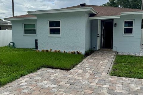 Villa ou maison à louer à Tampa, Floride: 3 chambres, 125.79 m2 № 1906098 - photo 15