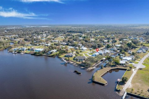 Купить виллу или дом в Пунта-Горда, Флорида 7 комнат, 253.62м2, № 1508640 - фото 4