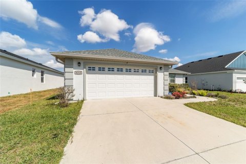 House in Ocala, Florida 3 bedrooms, 141.86 sq.m. № 1527981 - photo 3