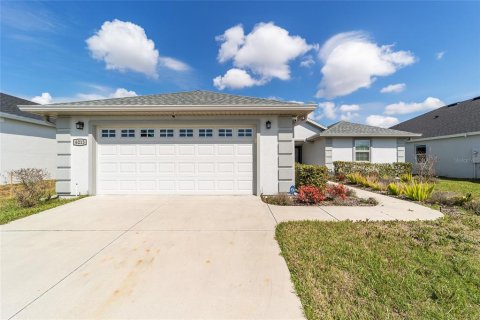 House in Ocala, Florida 3 bedrooms, 141.86 sq.m. № 1527981 - photo 4