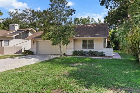 Casa en venta en Homosassa, Florida, 2 dormitorios, 191.66 m2 № 1902121 - foto 1