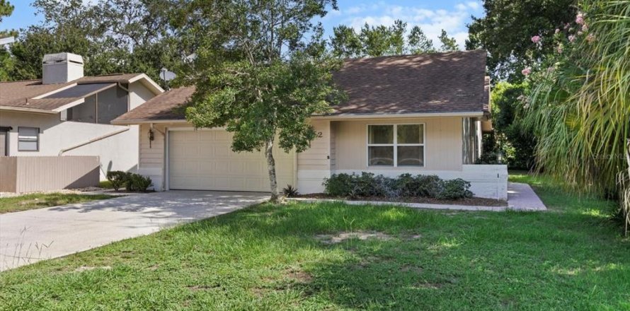 Casa en Homosassa, Florida 2 dormitorios, 191.66 m2 № 1902121