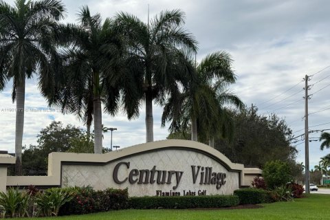 Copropriété à vendre à Pembroke Pines, Floride: 2 chambres, 88.63 m2 № 1963214 - photo 15