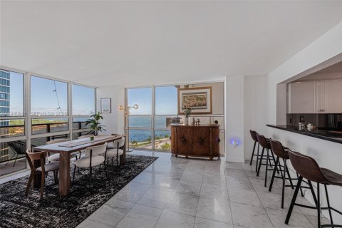 Condo in Miami, Florida, 2 bedrooms  № 1998021