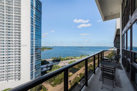 Condo in Miami, Florida, 2 bedrooms  № 1998021 - photo 19