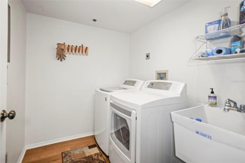 Condo in Clearwater, Florida, 3 bedrooms  № 2099480 - photo 26