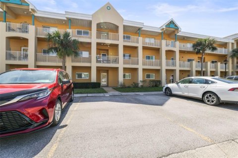 Condo in Clearwater, Florida, 3 bedrooms  № 2099480 - photo 2