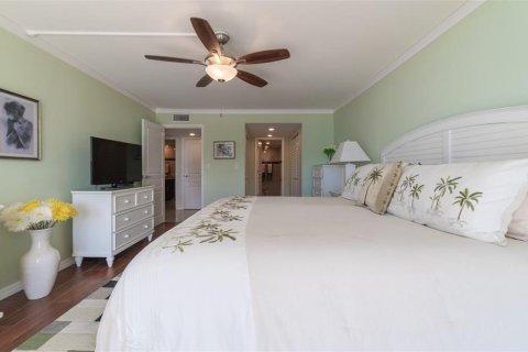 Condominio en venta en Clearwater, Florida, 2 dormitorios, 120.59 m2 № 2093233 - foto 30