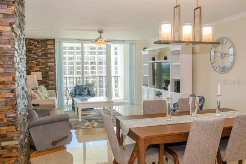 Condominio en venta en Clearwater, Florida, 2 dormitorios, 120.59 m2 № 2093233 - foto 12