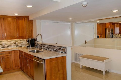Condominio en venta en Clearwater, Florida, 2 dormitorios, 120.59 m2 № 2093233 - foto 3