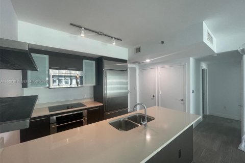 Купить кондоминиум в Майами, Флорида 1 спальня, 68.56м2, № 2145836 - фото 27