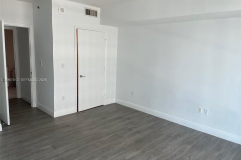 Купить кондоминиум в Майами, Флорида 1 спальня, 68.56м2, № 2145836 - фото 20