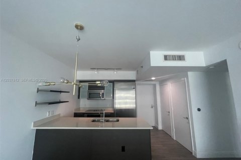 Купить кондоминиум в Майами, Флорида 1 спальня, 68.56м2, № 2145836 - фото 26
