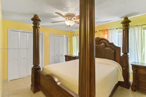 Купить виллу или дом в Норт-Лодердейл, Флорида 3 спальни, 160.81м2, № 1974766 - фото 24