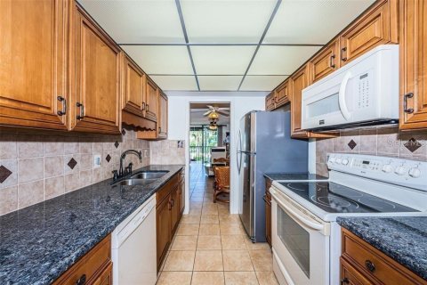 Condominio en alquiler en South Pasadena, Florida, 1 dormitorio, 81.29 m2 № 2111130 - foto 3