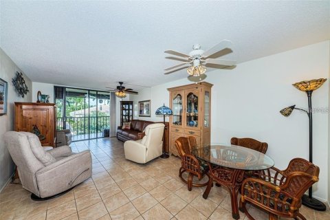 Condominio en alquiler en South Pasadena, Florida, 1 dormitorio, 81.29 m2 № 2111130 - foto 13